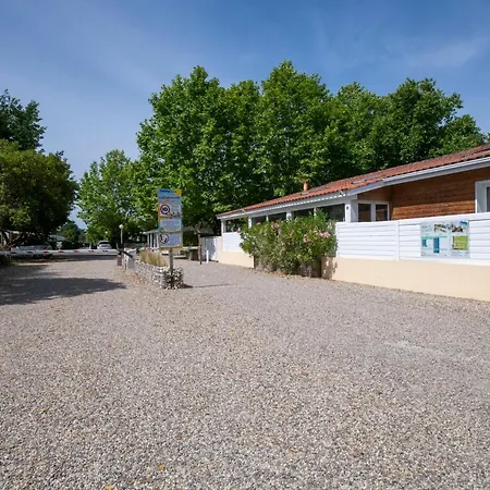 אתר קמפינג Camping Les Arbousiers