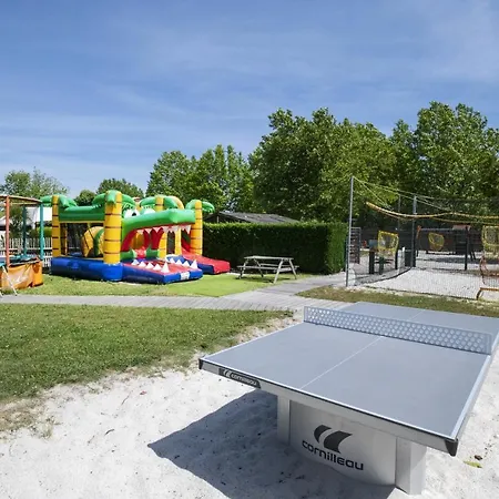 Camping Les Arbousiers 3*